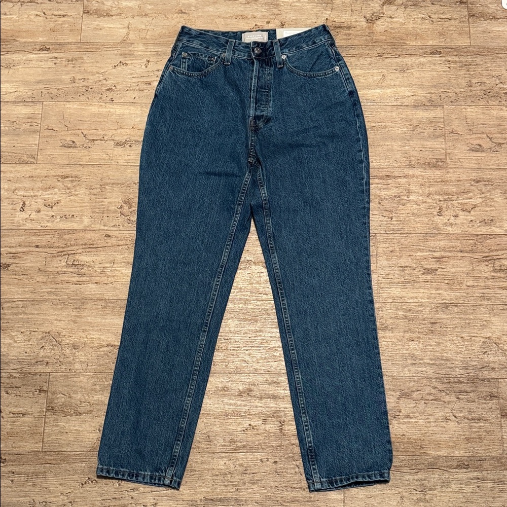 Everlane The Curvy 90s Cheeky Straight Jean